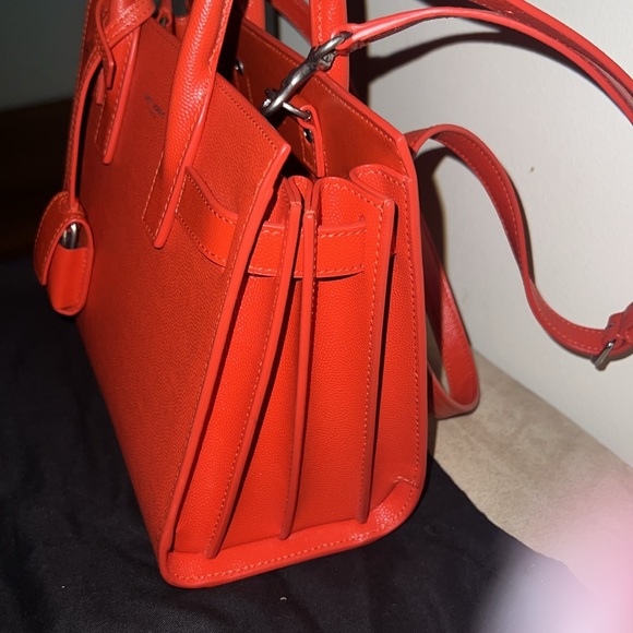 Saint Laurent YSL - Picture 5 of 13